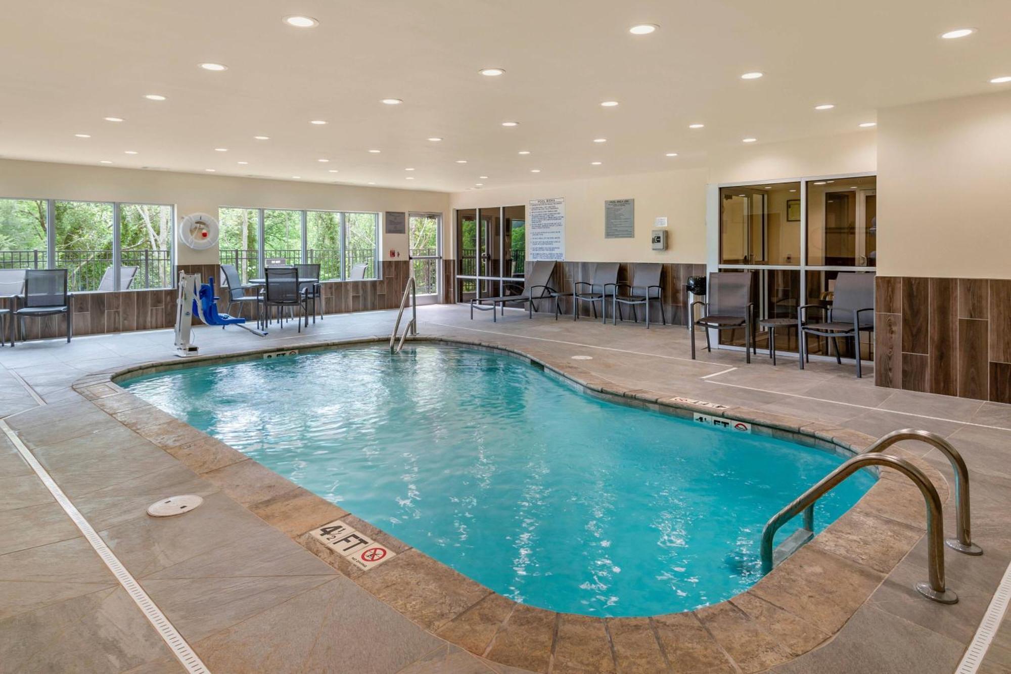 Fairfield Inn & Suites By Marriott Helen Eksteriør billede